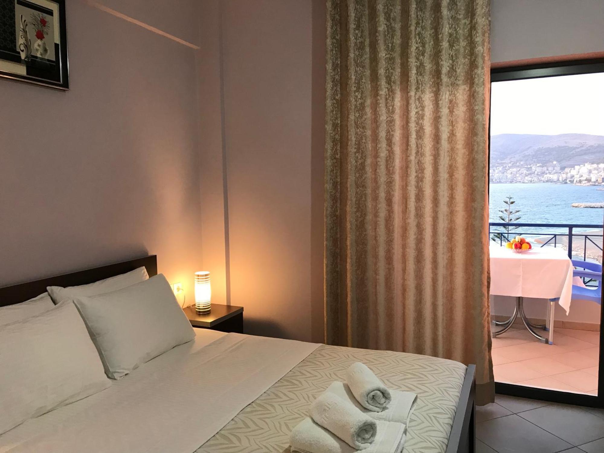 Erdeti Boutique Hotel Sarandë Eksteriør billede