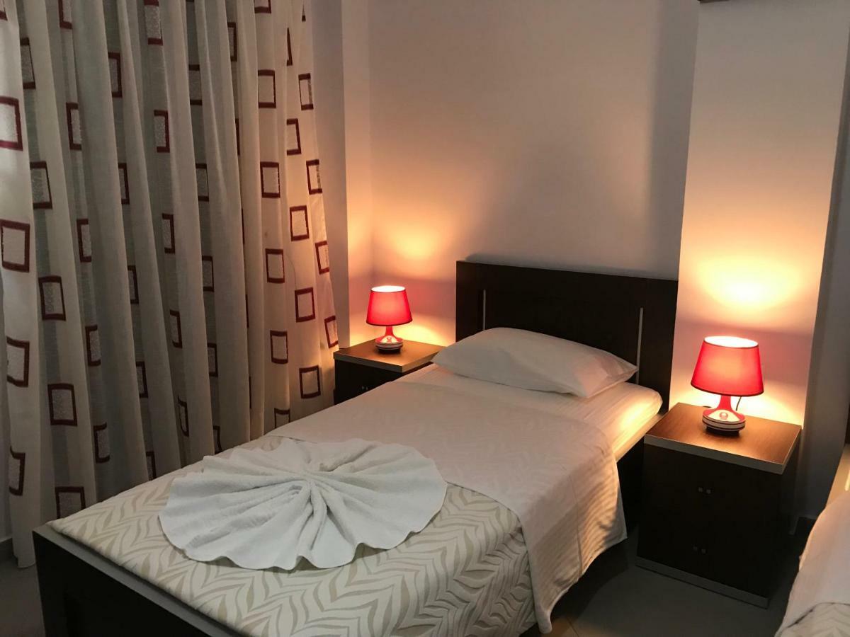 Erdeti Boutique Hotel Sarandë Eksteriør billede